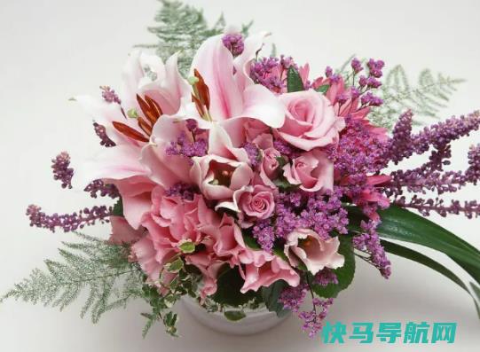 网上买花到了先不醒花吗？网购鲜花如果不醒花能放